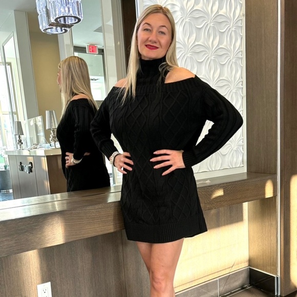 New Black Tunic NWT - Picture 4 of 7